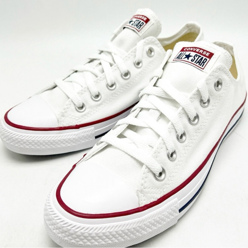 Like New- Converse White Low-Top Sneakers- Great Condition